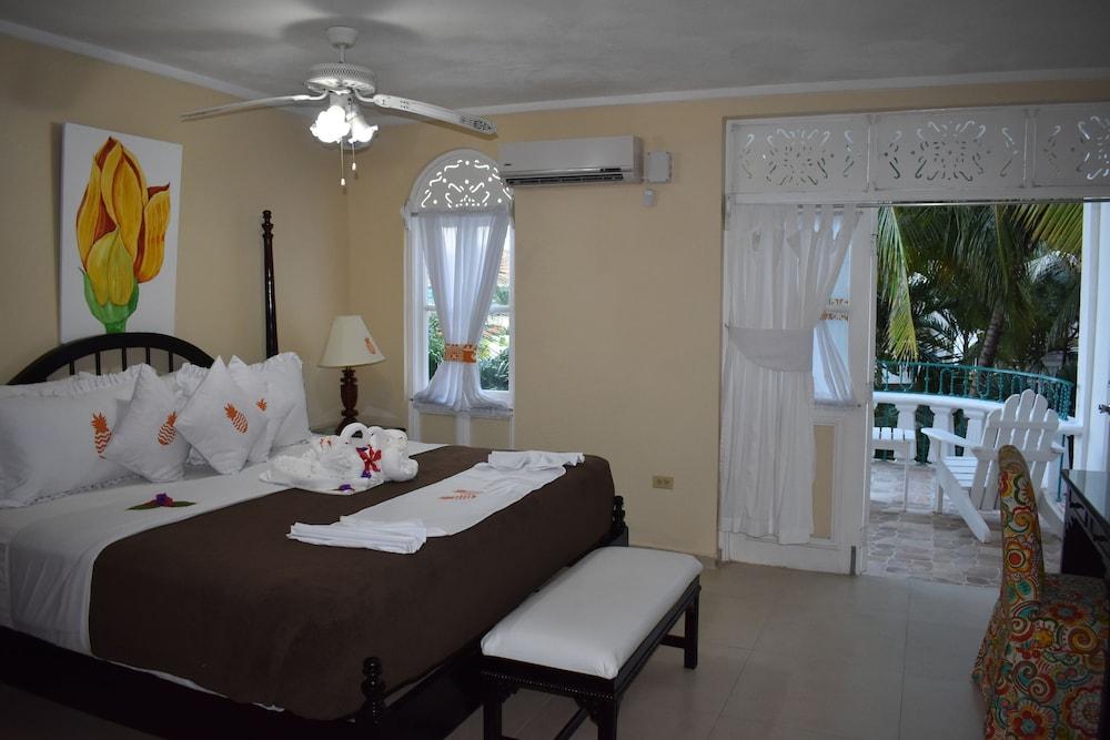 Franklyn D Resort & Spa All Inclusive 런어웨이베이 외부 사진