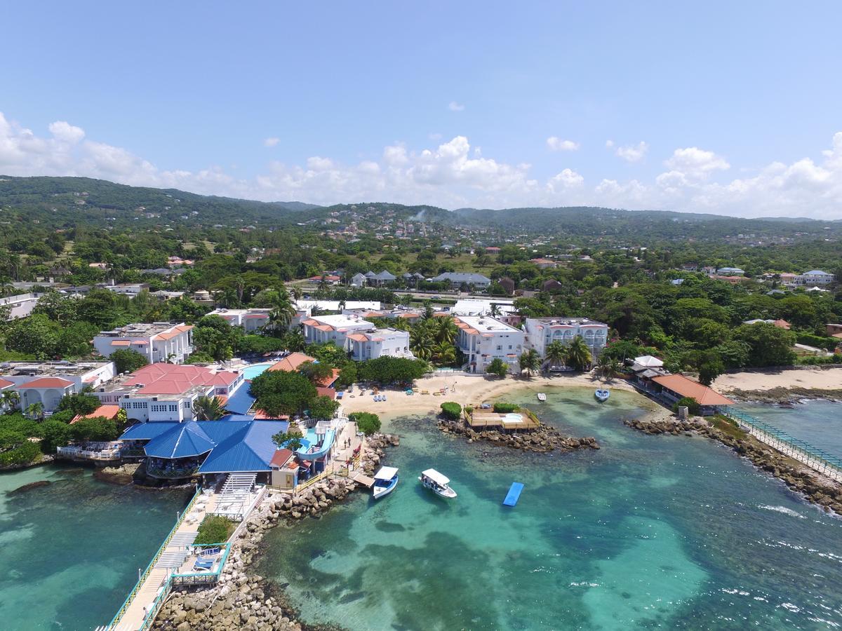 Franklyn D Resort & Spa All Inclusive 런어웨이베이 외부 사진